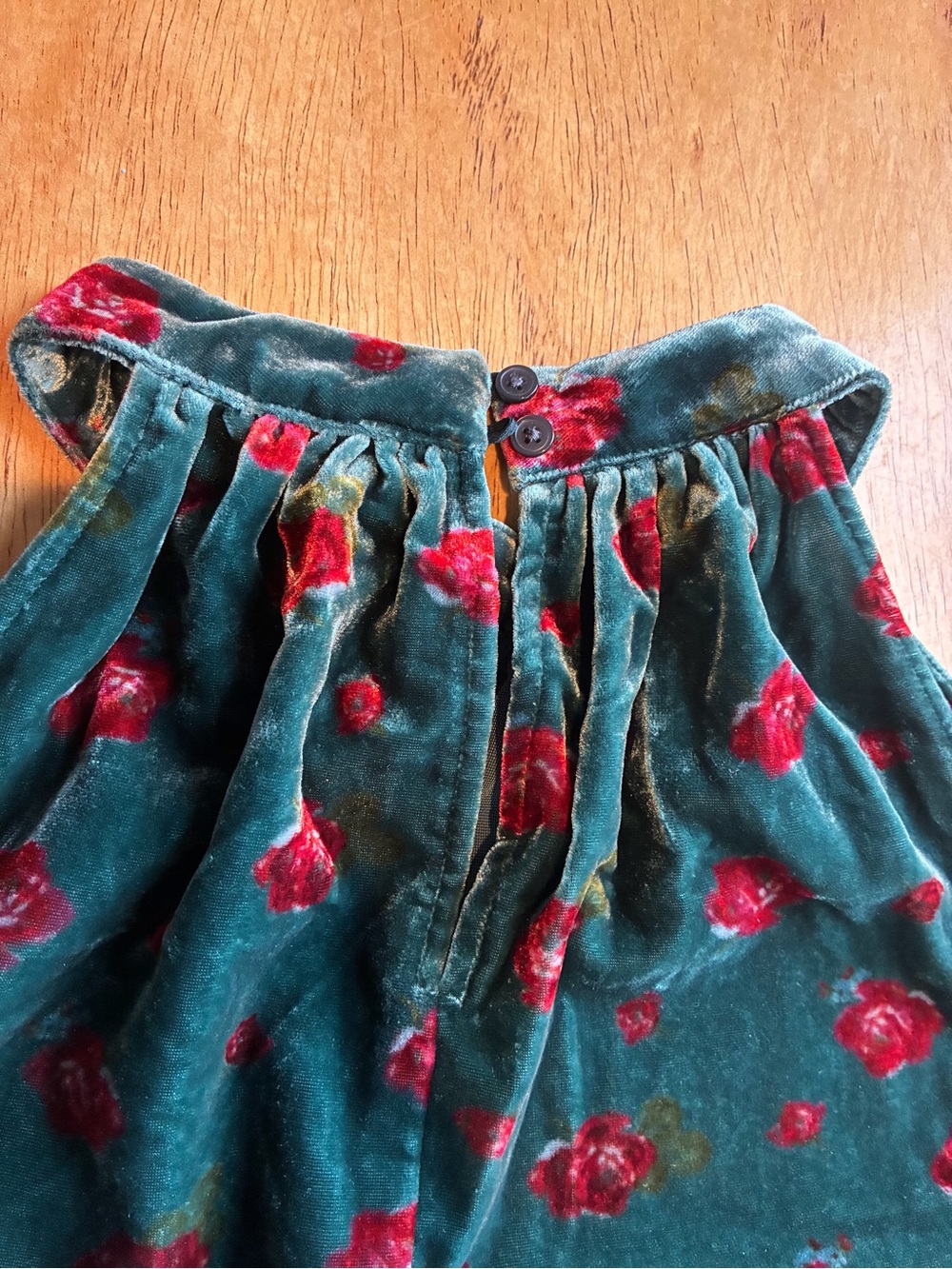 LOFT Teal Velvet Halter Tank with Red Rose Print NWT - Picture 9 of 13